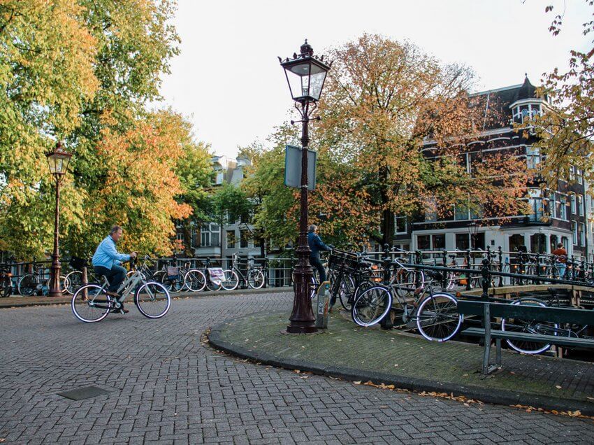 Amsterdam Attractions Bike Ride