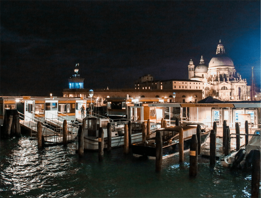 visit venice november