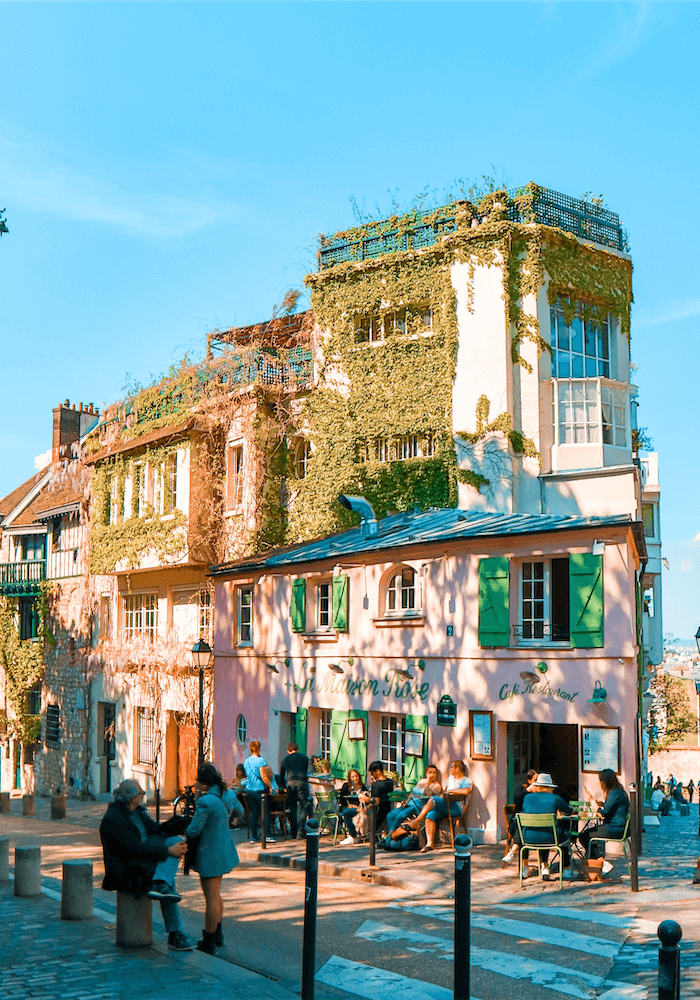 Montmartre Tour: Around Paris’s Charming Village