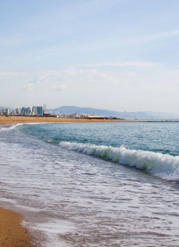 small towns near Barcelona that are cheap to visit